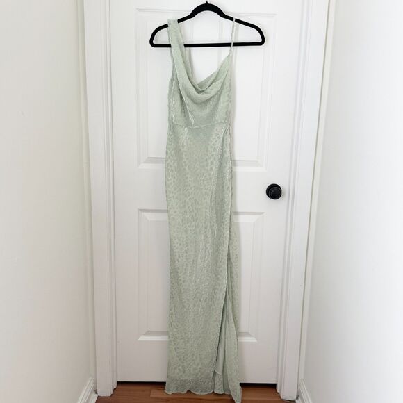 Women Nasty Gal Asymmetric Split Maxi Dress in Sage Green Size US 2 - Picture 1 of 12